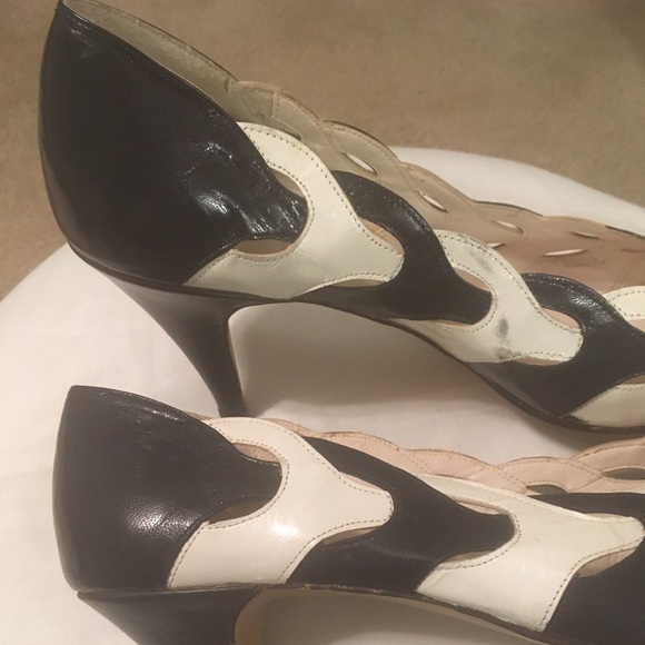 Shoes - Picture 3 of 4